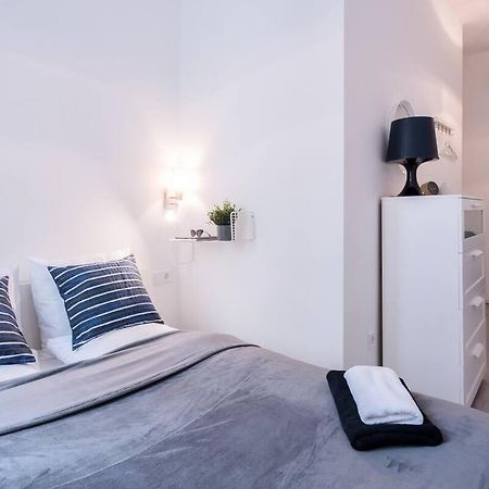 Central Brand New And Modern Apartment Будапеща Екстериор снимка