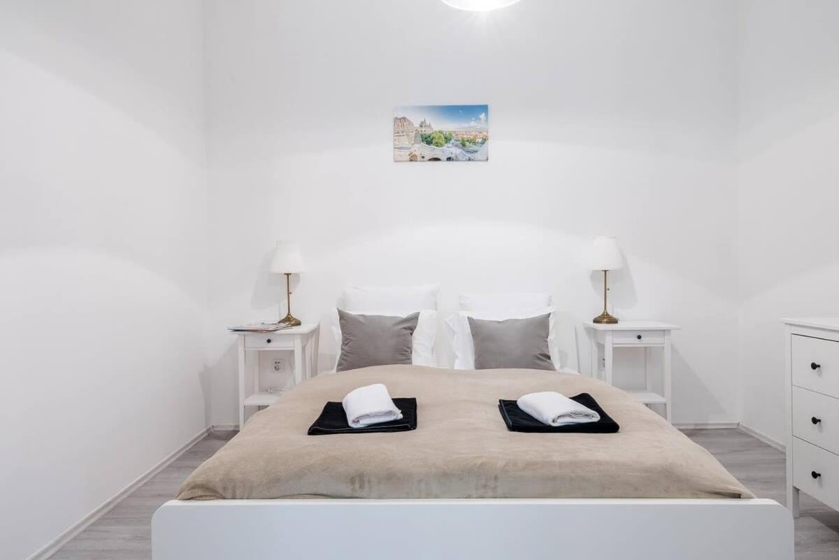 Central Brand New And Modern Apartment Будапеща Екстериор снимка