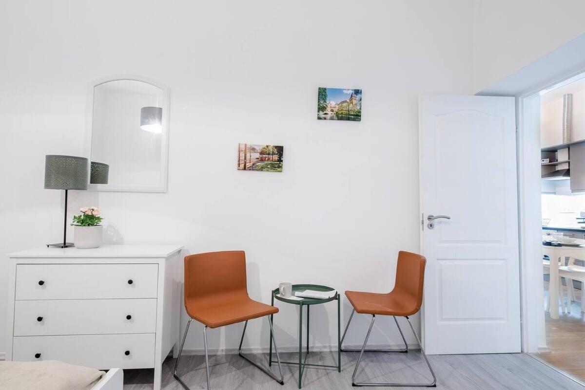 Central Brand New And Modern Apartment Будапеща Екстериор снимка